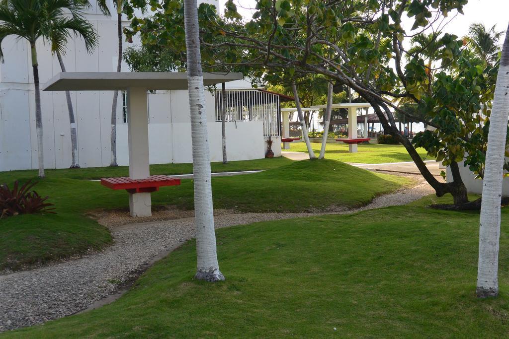 Cozy Beachfront Studio Сан-Хуан Экстерьер фото